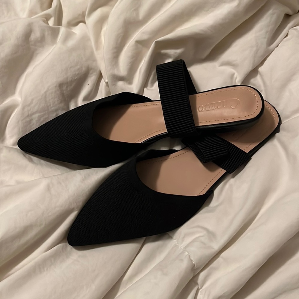 Pointed toe mules
